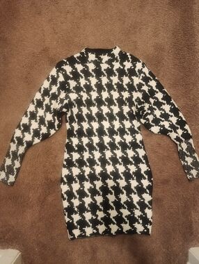 Express Houndstooth Sweater Dress, Sz S
